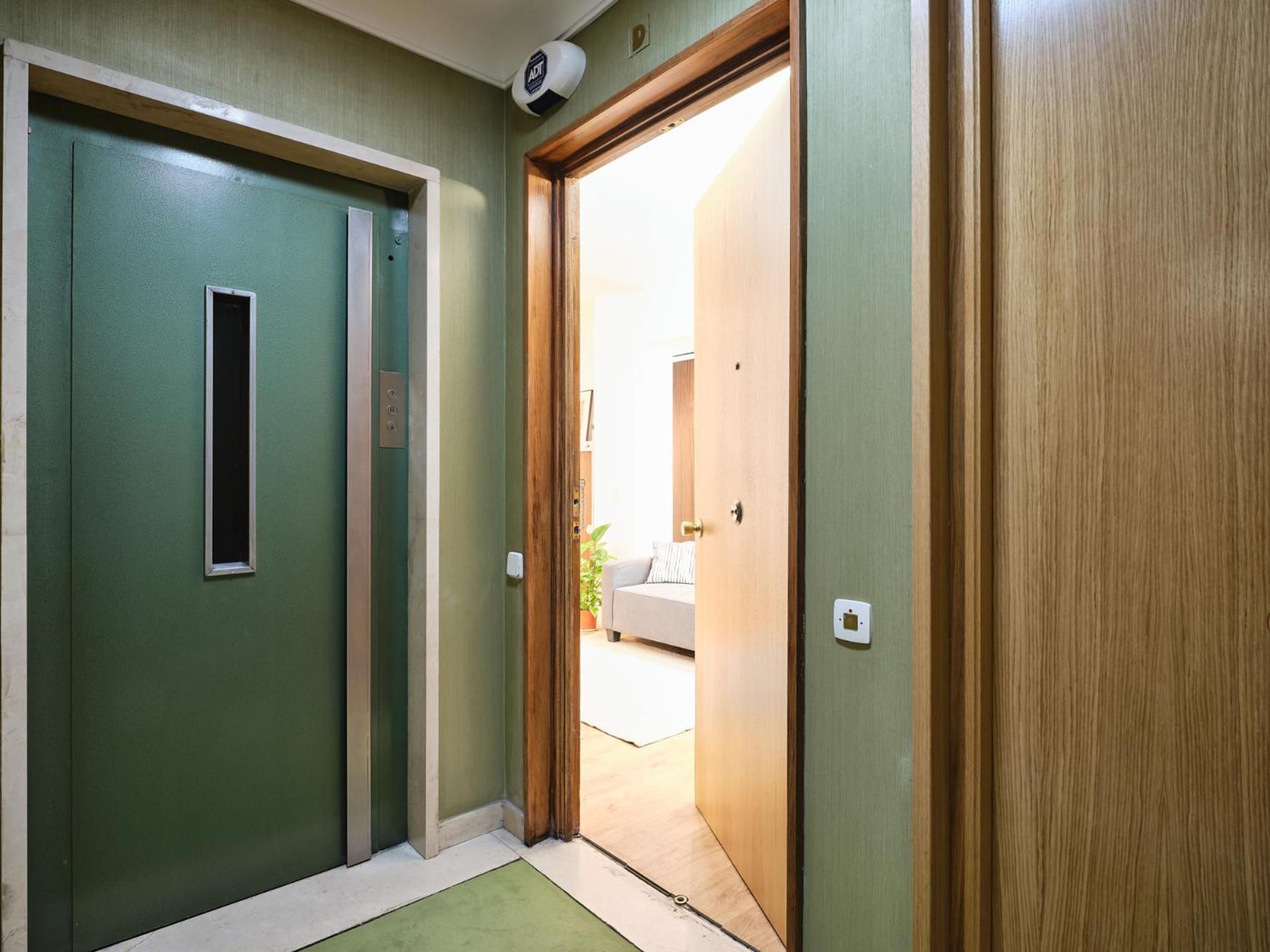 My City Home - Student Rooms In Moncloa Madrid Exterior photo